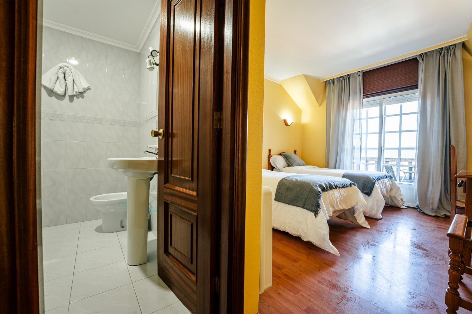 Hotel Restaurante Gbc Isape Arcade